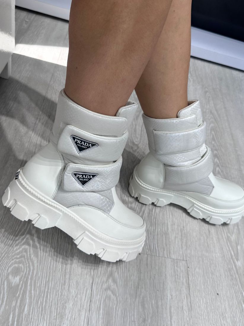 Prada Blanca