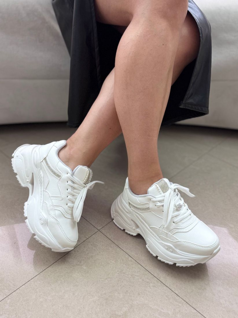 Chanel Blanco