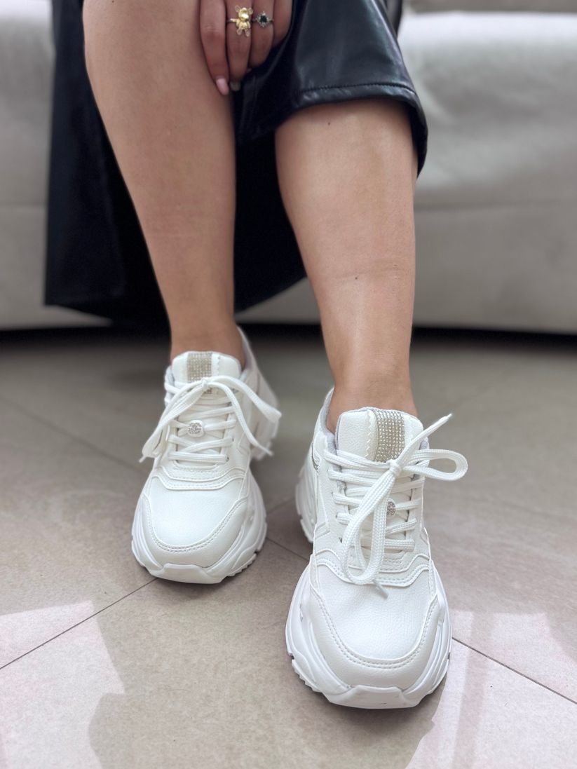 Chanel Blanco