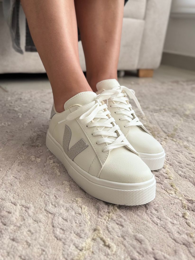 Veja Gris