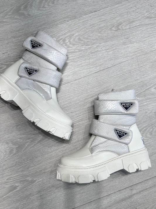 Prada Blanca